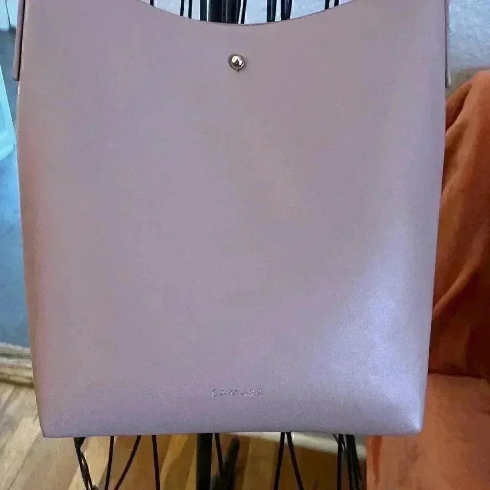Samara Medium Shoulder Bag - Picture 2 of 7